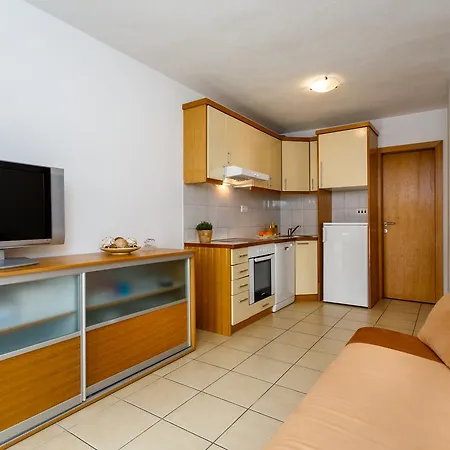 Apartment Jura Krk Town