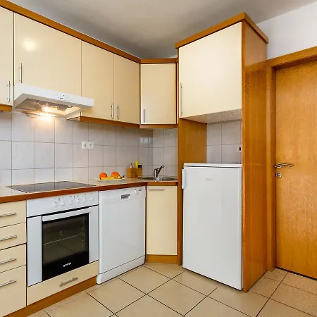 Jura Apartment