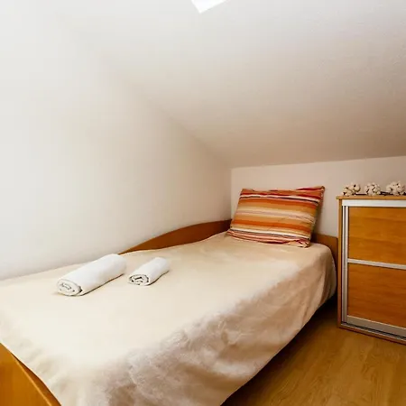 Jura Apartman Krk Town