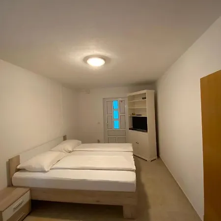 Jura Apartmán Krk Town
