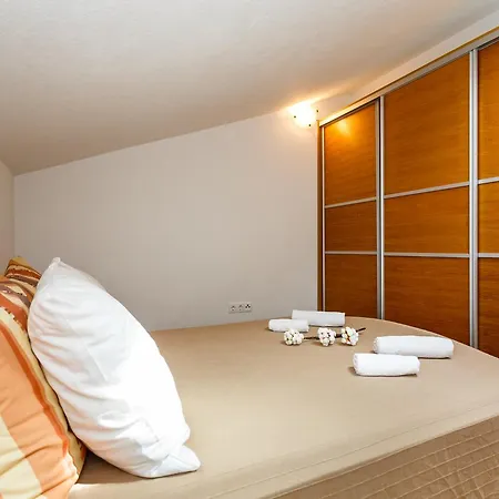 Jura Apartmán
